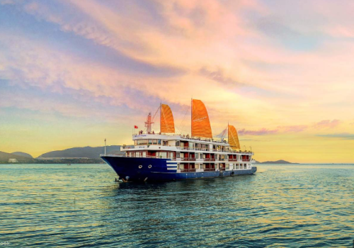 SUNSET DINNER CRUISE – NHA TRANG BAY