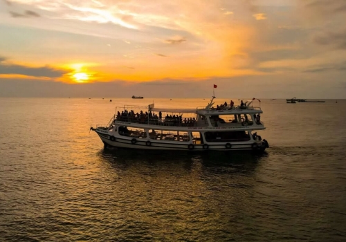 PHU QUOC NIGHT SQUID FISHING TOUR | 1 DAY